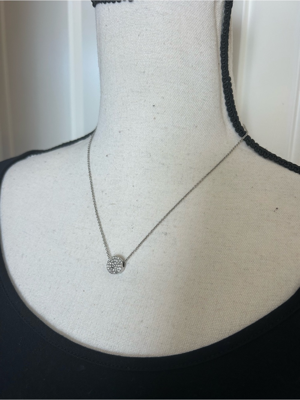 NY Collection Silver Pavé Circle Pendant Necklace